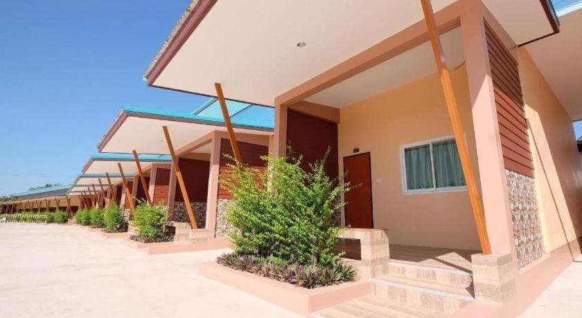 Prakaithong Hotel Amphoe Sawang Daen Din Екстер'єр фото