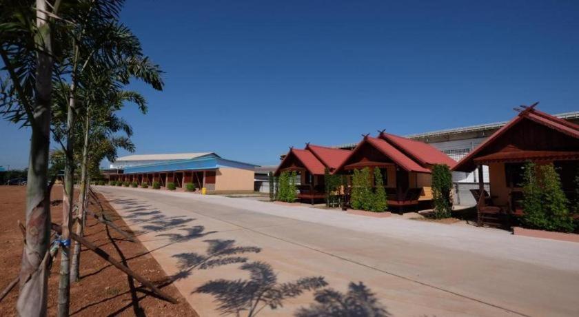 Prakaithong Hotel Amphoe Sawang Daen Din Екстер'єр фото