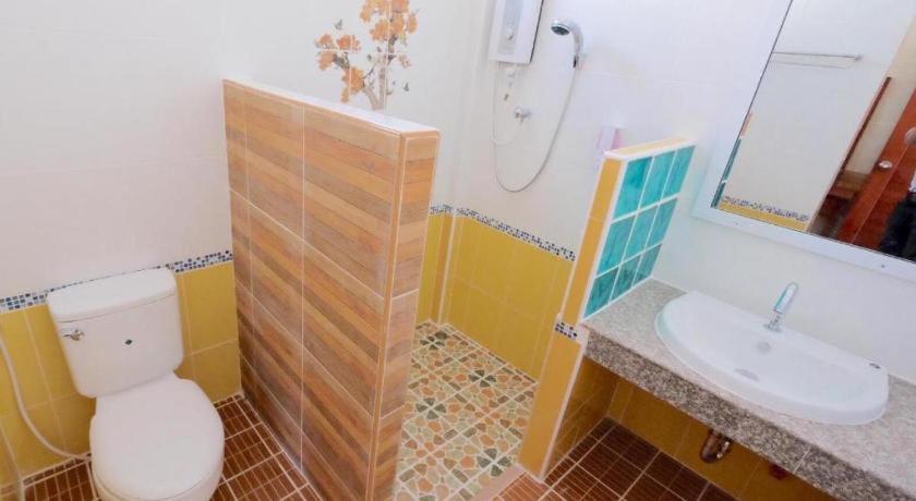 Prakaithong Hotel Amphoe Sawang Daen Din Екстер'єр фото